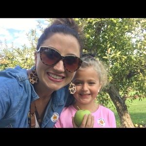 Meet your Posher, Dawn